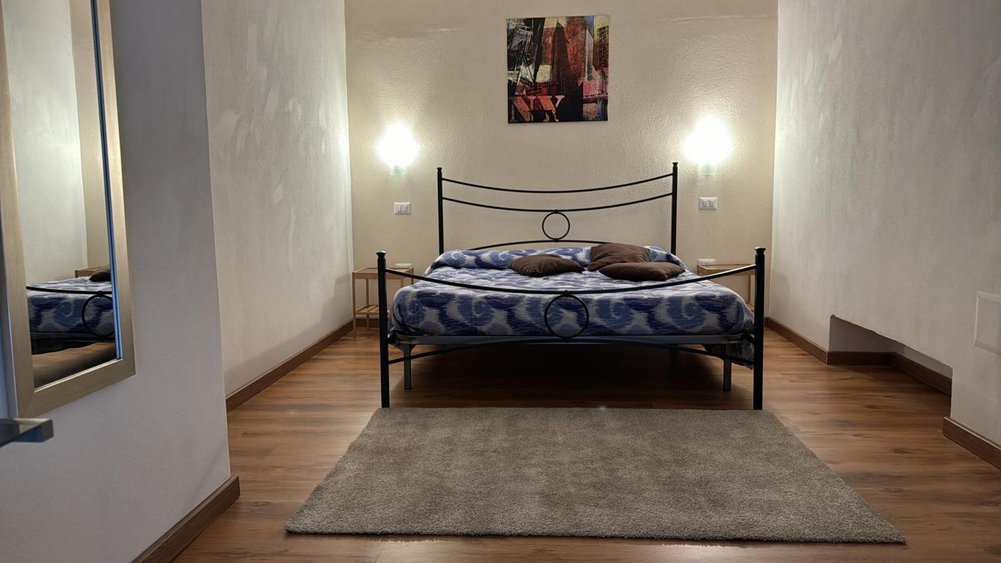 Saturno House Cagliari Center Hotel Bagian luar foto